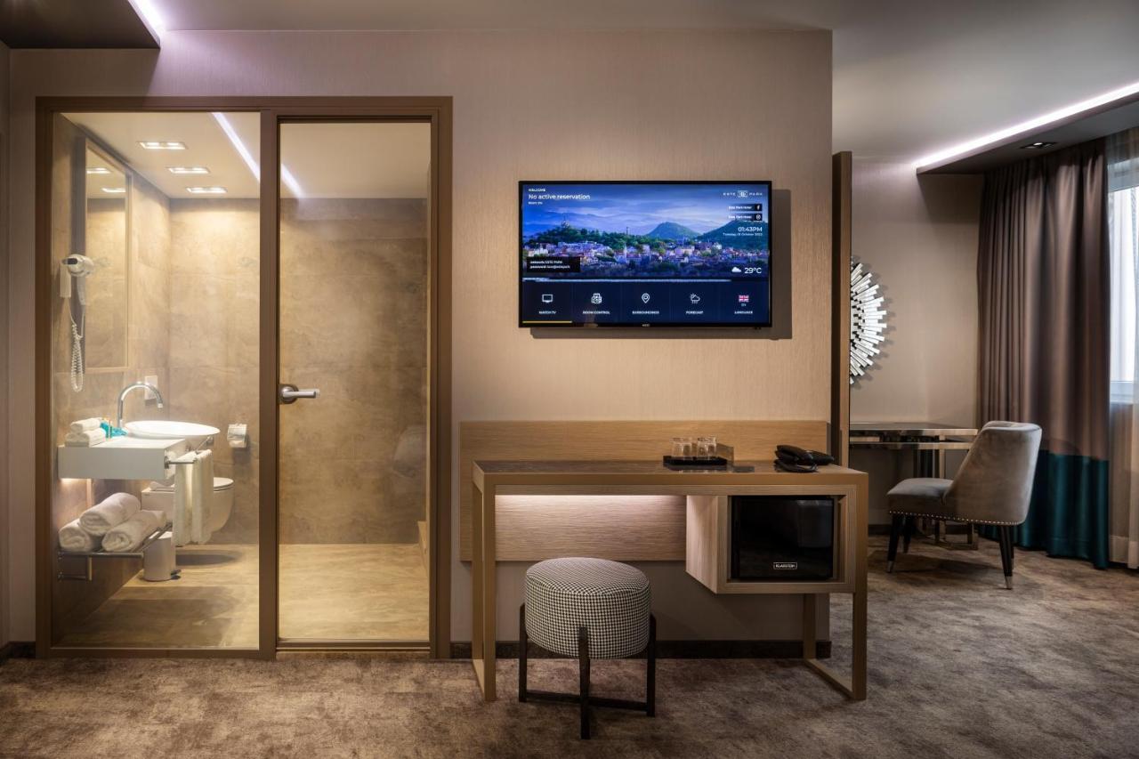 -- Este Park Hotel -- Part Of Urban Chic Luxury Design Hotels - Parking & Compliments - Next To Shopping & Dining Mall פלובדיב מראה חיצוני תמונה